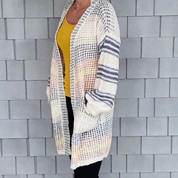 🌟LAST ONE🌟Totally Me Textured Cardigan Sweater - Picture 3 of 4